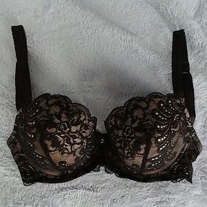 Le Mystere Sophia Black Lace Bra size 30G